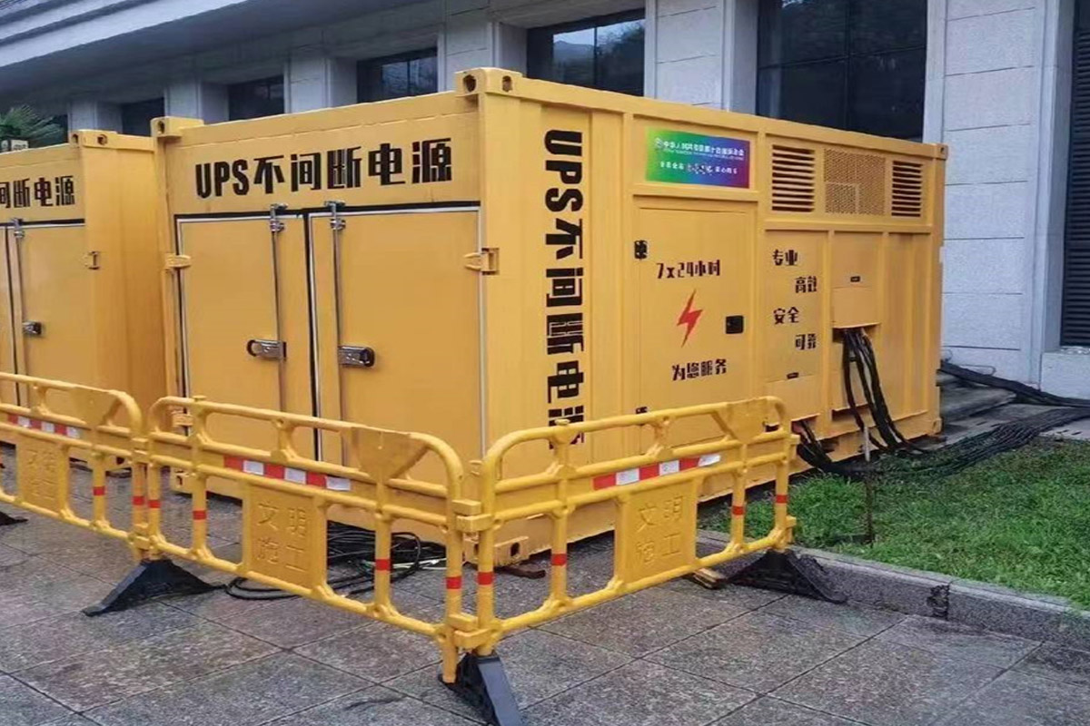 阜南发电机租赁施工现场